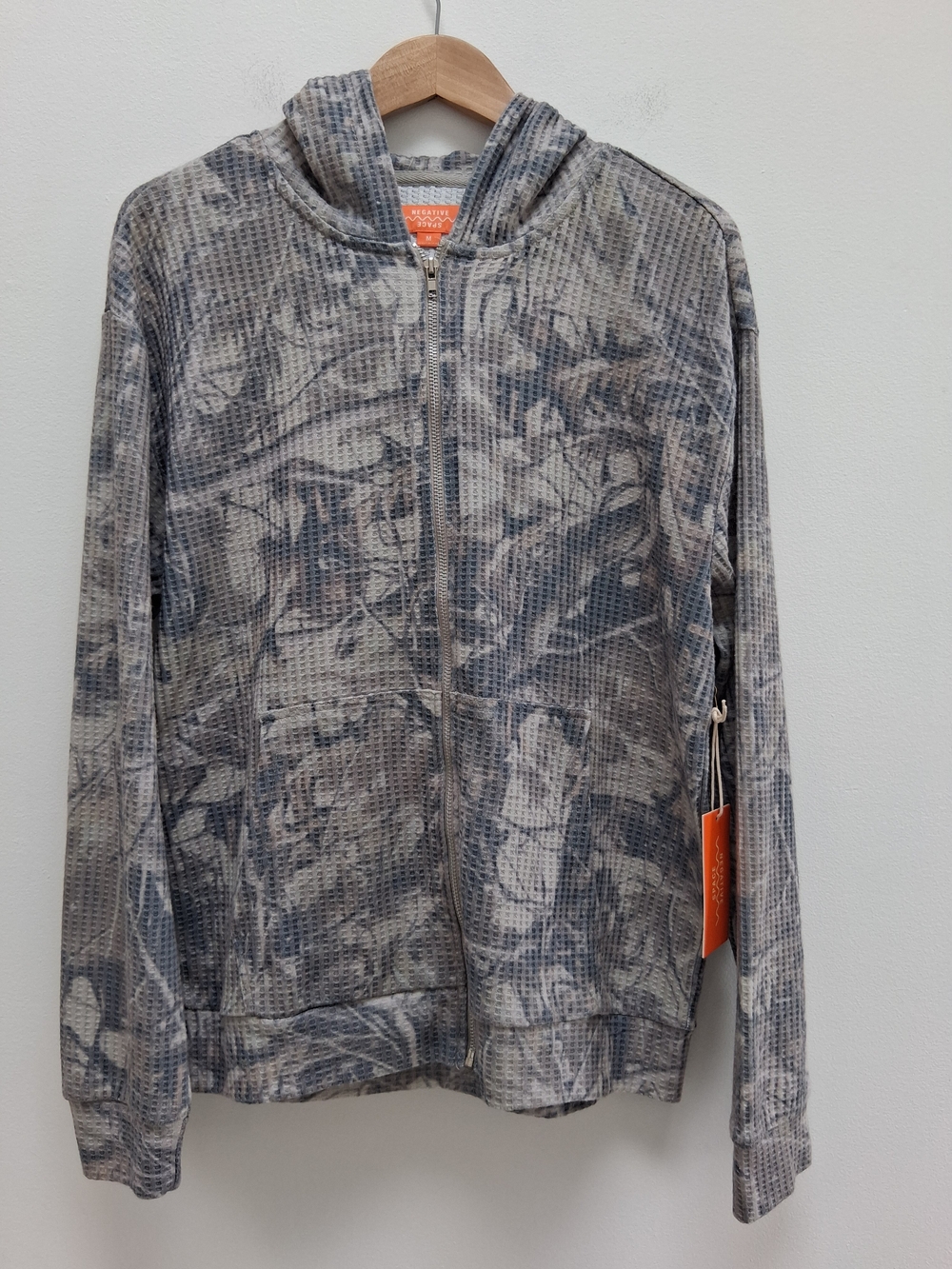 Negative Space Men's Zip-Up Waffle Knit Hoodie Gray Camo Size Medium NWT